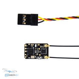 RadioMaster R81 V2 D16 приймач FPV вид з трьох чвертей купити зараз